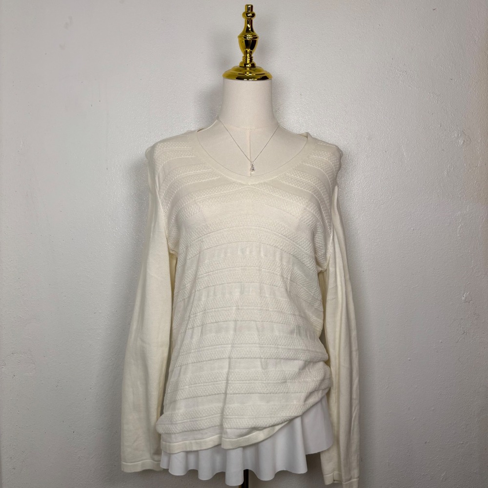 tommy hilfiger cable knit white sweater vneck academia dainty preppy chic shoujo